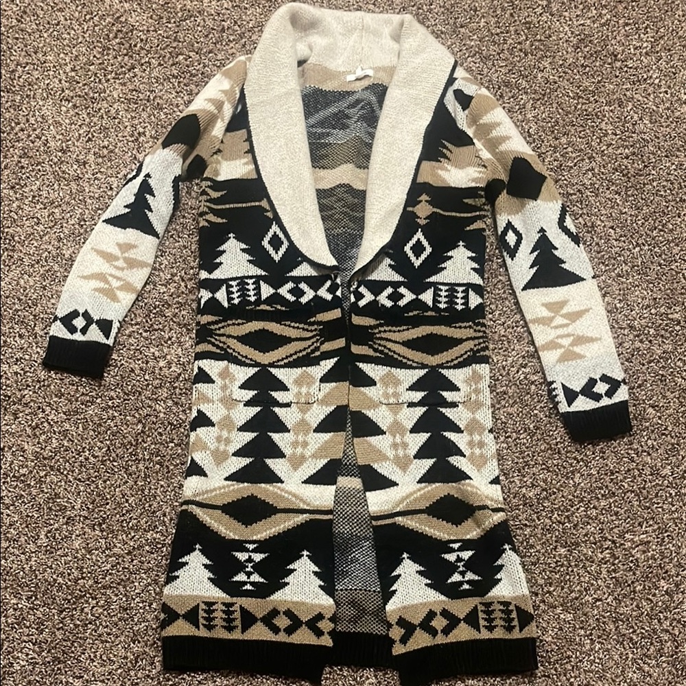 Maurices Black and Cream Geometric Cardigan